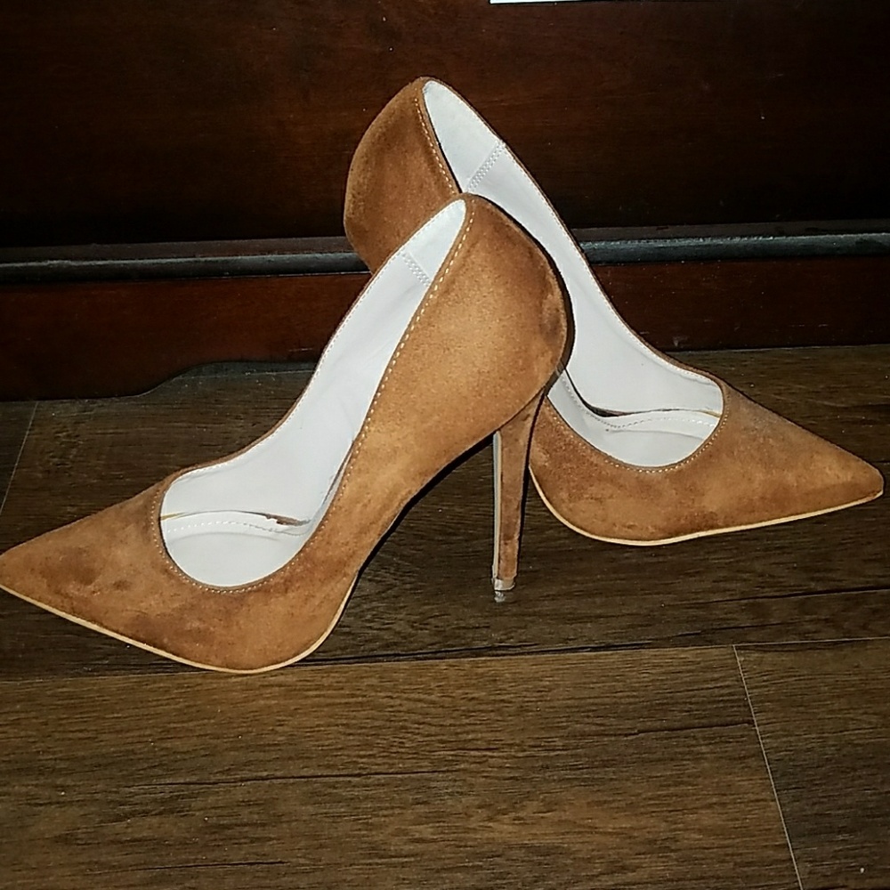 Size 9 stilettos